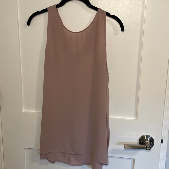 Lush Tank - Picture 1 of 3